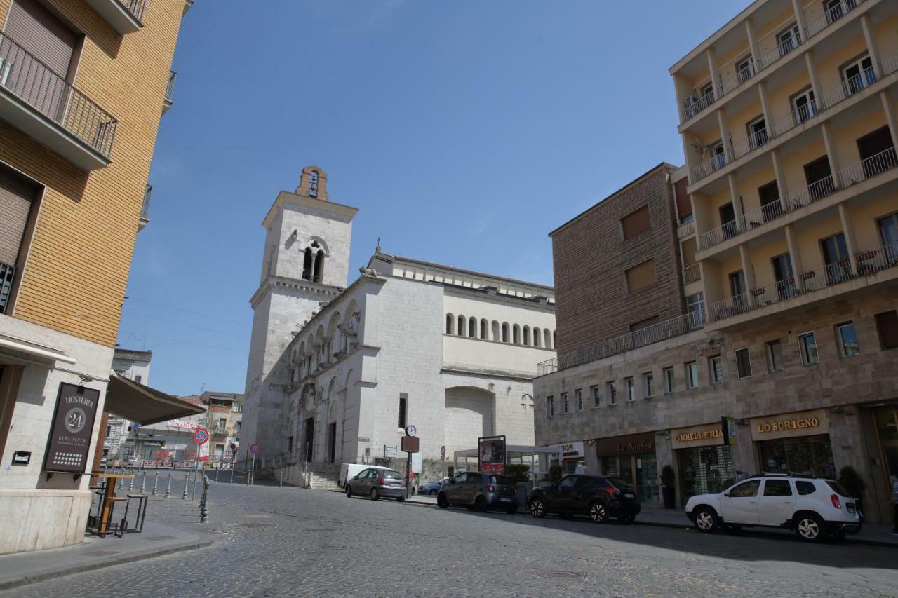 B&B Dimora del Duomo Benevento Exterior foto